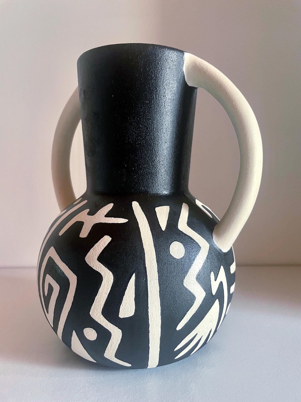 Œuvre originale Tribal Spirit par Sanja Sodic – Vases & Pots.